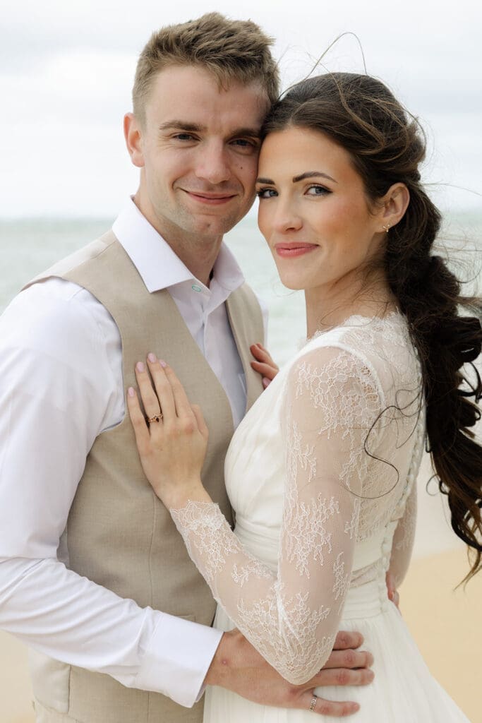 Bride and groom getting married in Oahu, Hawaii